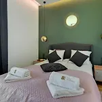 Botanica Premium *